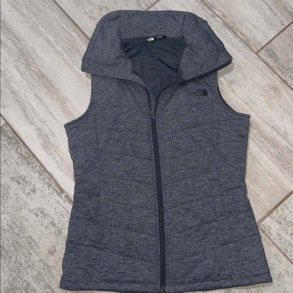 The North Face Gray Quilted Vest - Picture 2 of 7